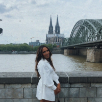 Levinia Stahl
